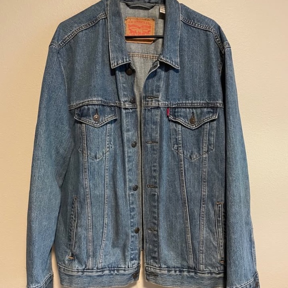Levi’s Denim Trucker Jean Jacket Mens Size XL Medium Wash 72335 Red Tab - Picture 1 of 5